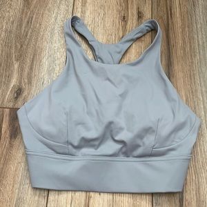 Women’s sports bra